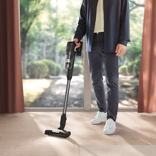 Vacuum Hero Image