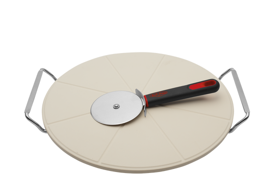 BeefEater 3pc Pizza Pack Round Pizza Stone, Stand, Pizza Cutter BTC007