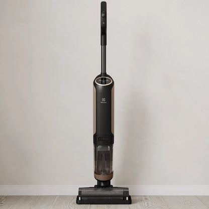 Electrolux UltimateHome 700 Wet and Dry Cordless Vacuum EFW71711