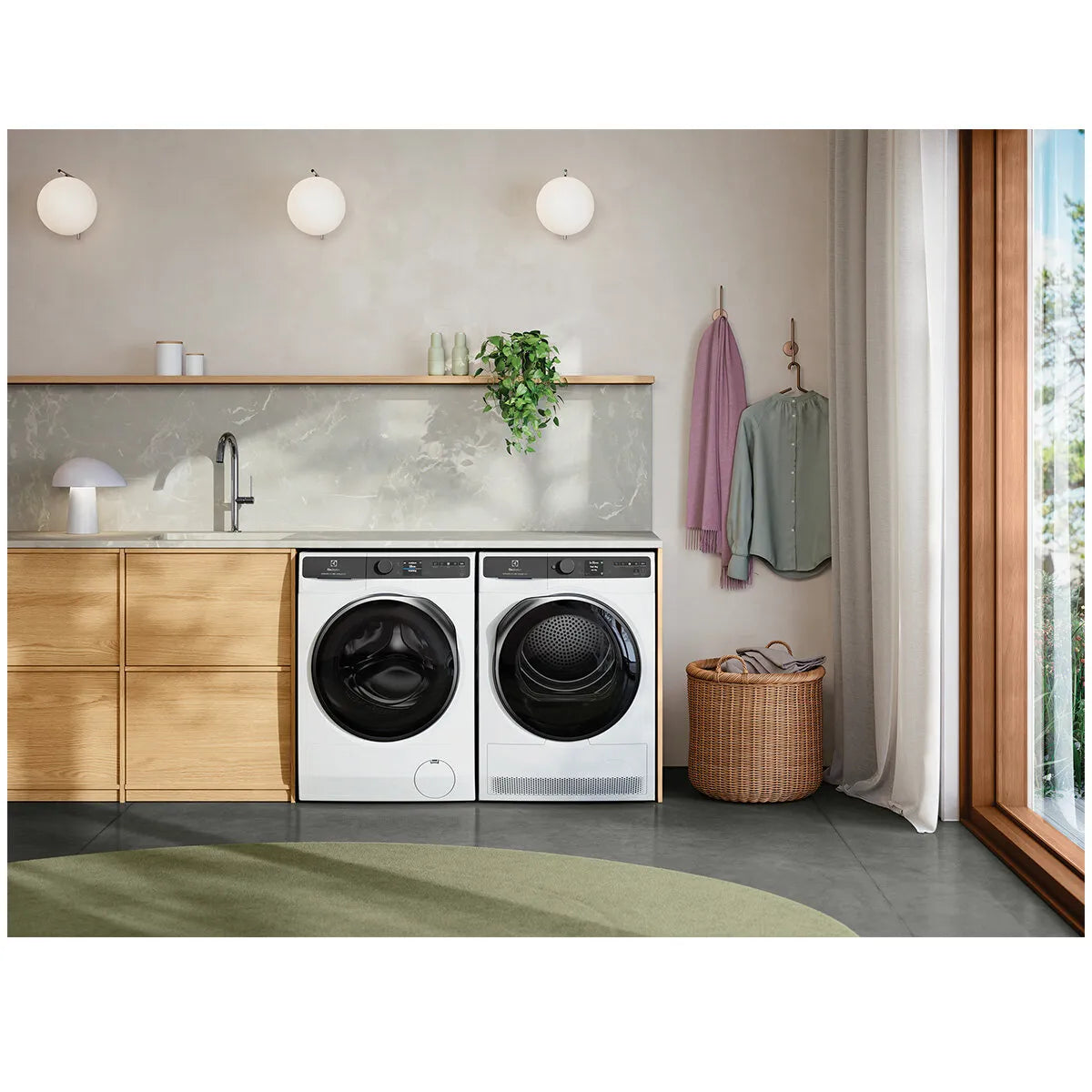 Electrolux 12kg UltimateCare 900 Front Load Washing Machine - White EWF1242R9WC