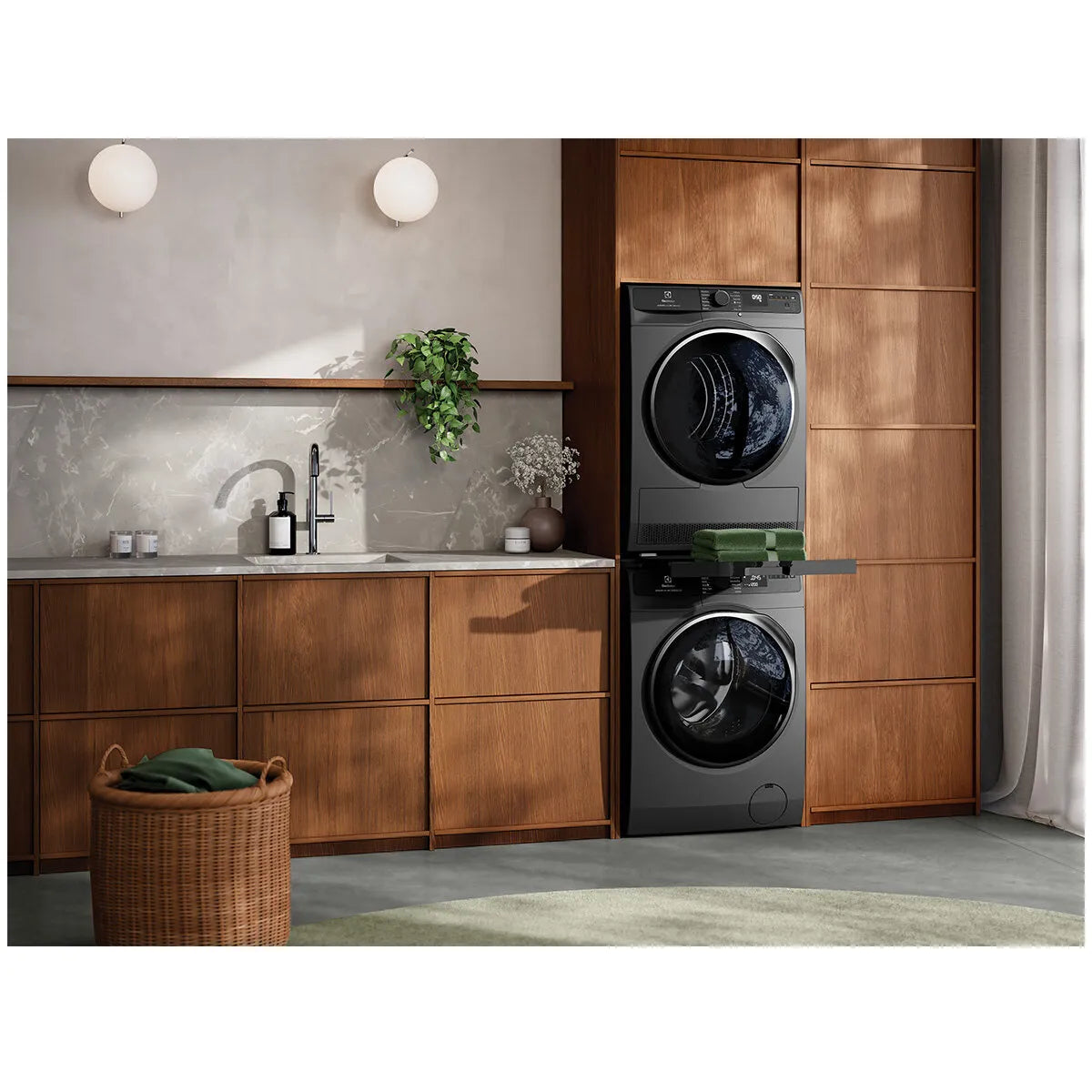 Electrolux 12kg UltimateCare 700 Front Load Washing Machine - Dark Onyx EWF1243R7SC